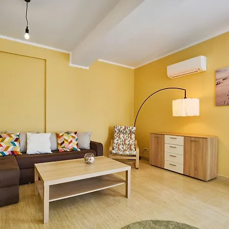 Apartment Sea Corner