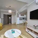 Apartment Sea Corner
