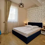 Sea Corner Apartment