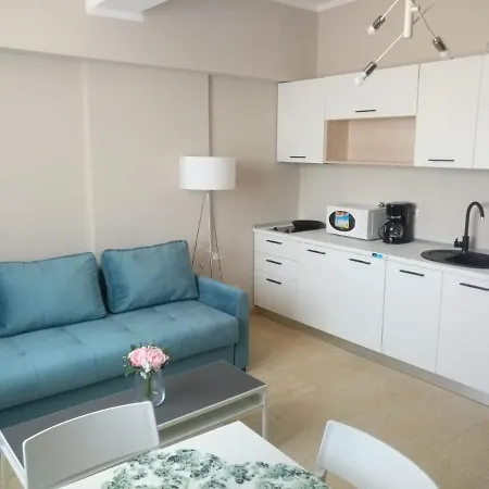 Sea Corner Apartment *