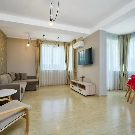 Apartment Sea Corner