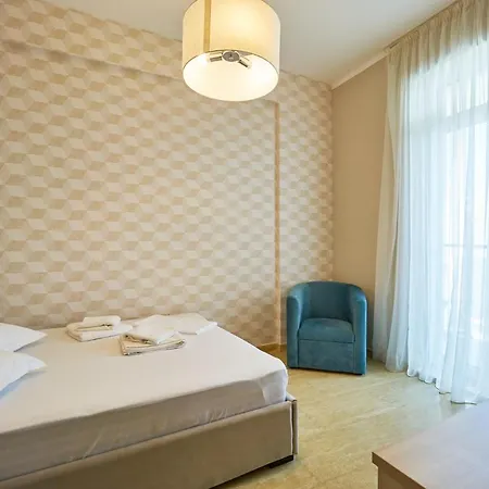 Sea Corner Apartment *